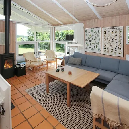 2 Bedroom Lovely In * Samsø