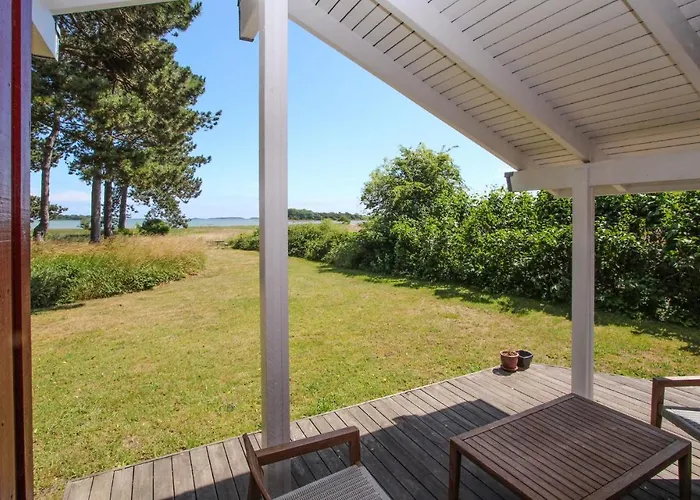 2 Bedroom Lovely In Casa vacanze