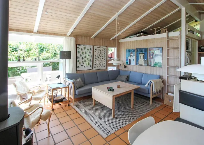 2 Bedroom Lovely In *